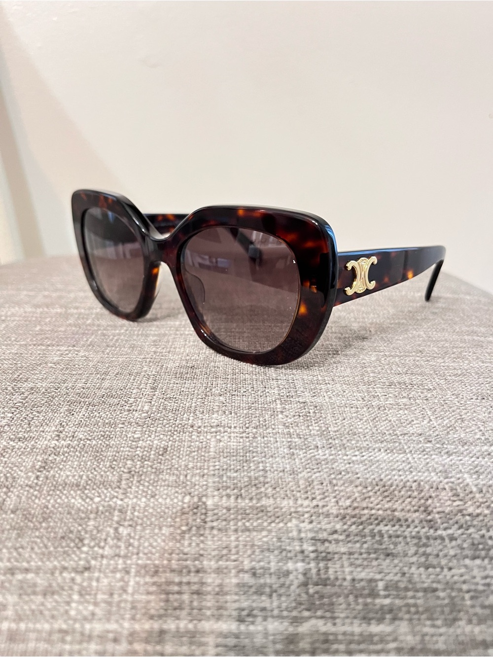 Celine Tortoiseshell Cat-Eye Sunglasses - Brown - Picture 3 of 5
